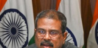 ඉන්දීය අධ්යාපන අමාත්ය ධර්මේන්ද්ර ප්රධාන් ඉල්ලා අස්වෙයි