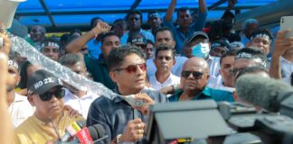 22කට එරෙහිව විපක්ෂ නායක සජිත් කොළඹදී පාරට