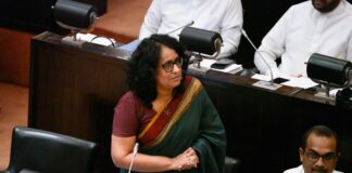 රාජ්ය නිලධාරීන්ගේ සහ විශ්රාමිකයන්ගේ වැටුප් ගැටලුවලට තිරසාර විසඳුම් ලබා දෙනවා-අගමැතිනිය